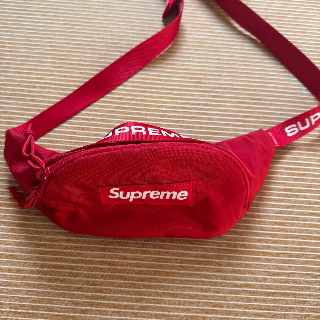 Supreme 赤 ボディバッグ CORDURA