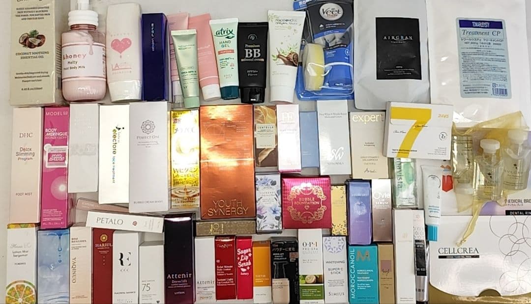 新品未使用　化粧品など大量まとめ売り（基礎化粧 スキンケアヘアケアコスメその他）