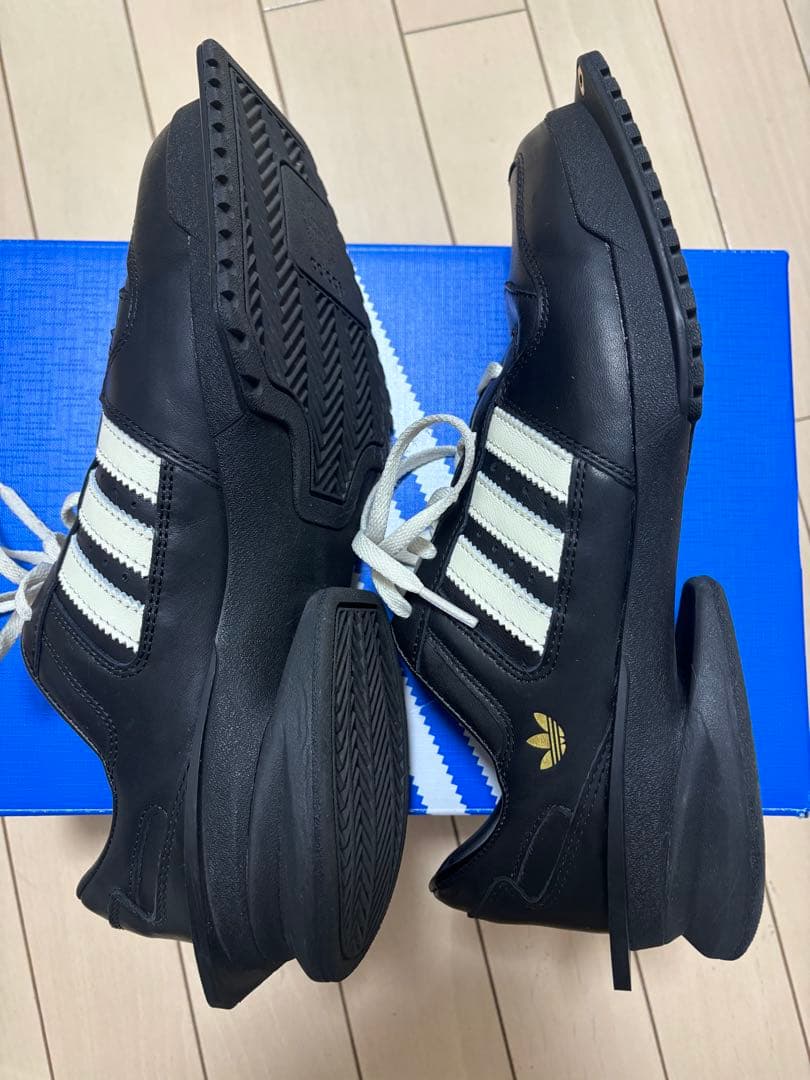 靴 adidas forum cubism black 25.5cm