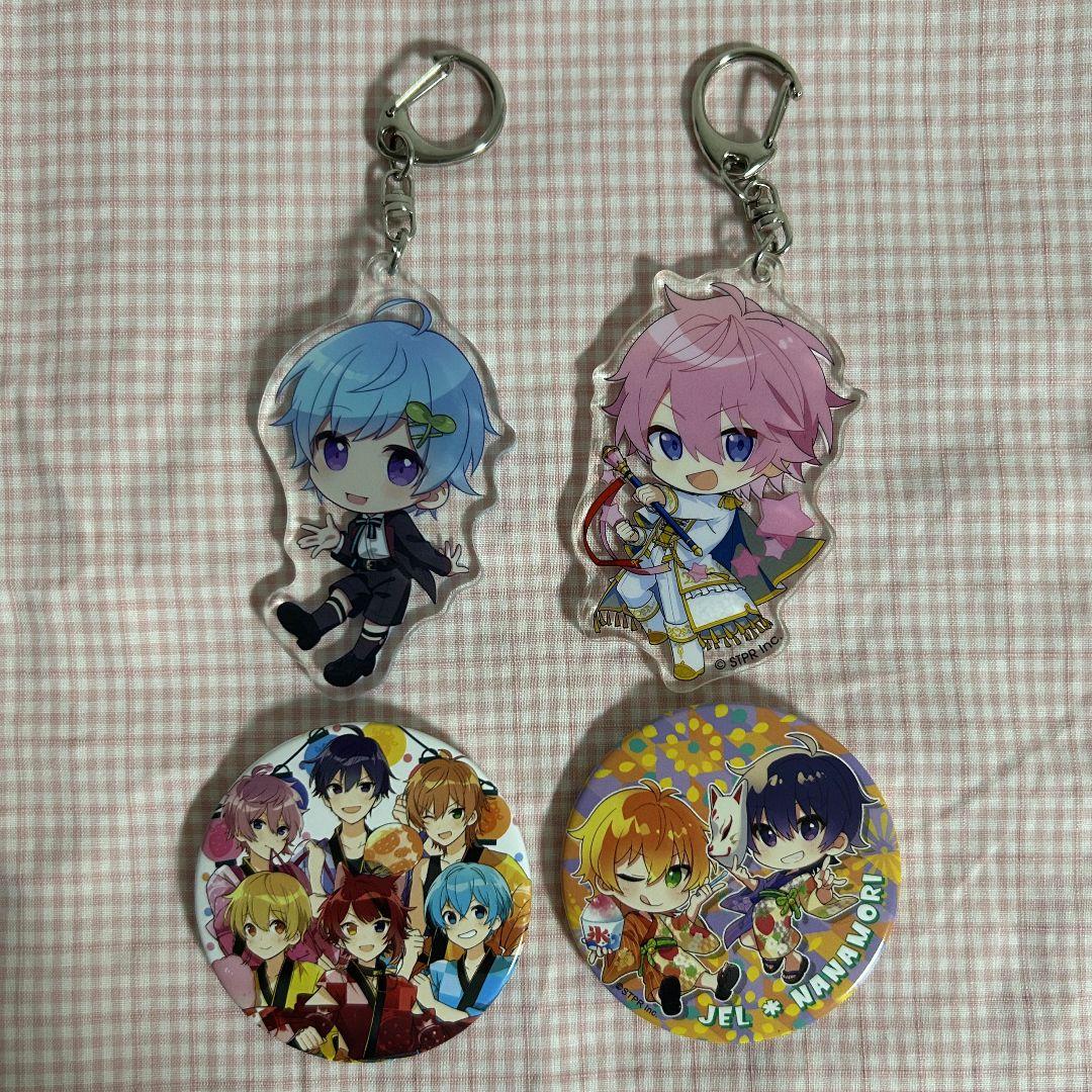 すとぷり 缶バッジ2個&アクキー2個 まとめ売り - メルカリ