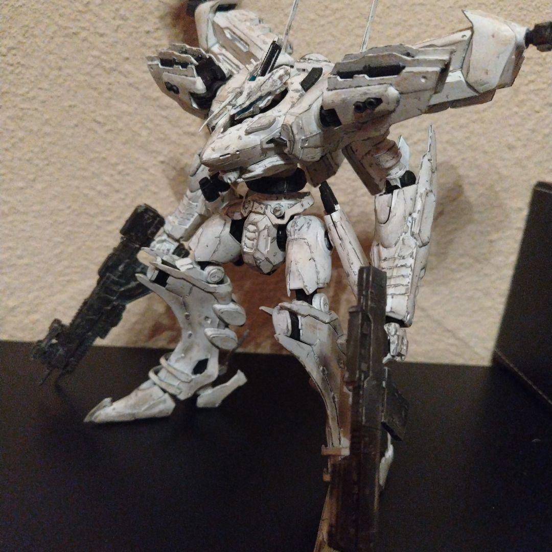 アーマードコア 1/72 ホワイト・グリント 全塗装 ウェザリング済み