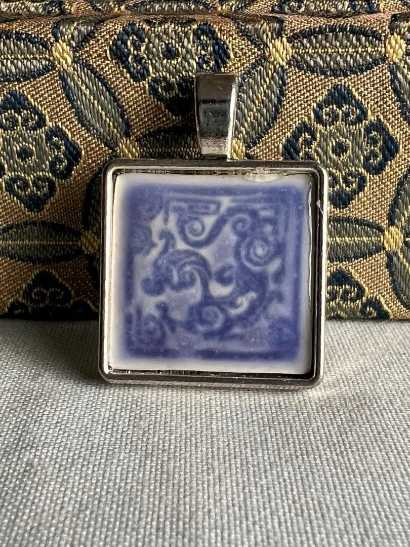 文創 古陶片リメイク 十二支ペンダント〈辰・ドラゴン〉