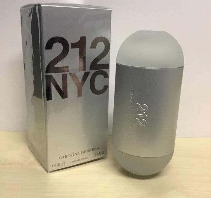 新品未使用　キャロライナヘレラ 212 オードトワレ　100ml