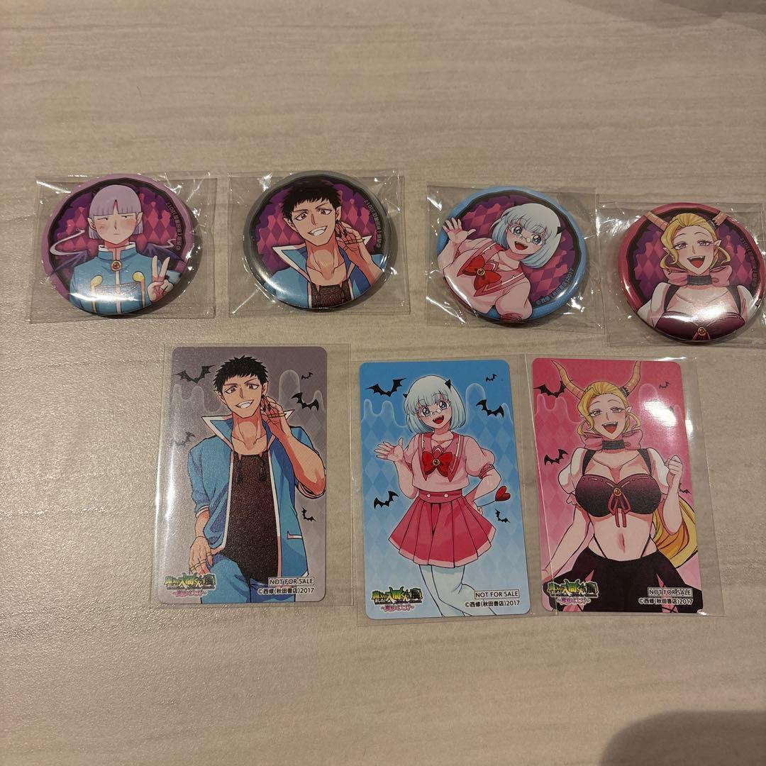 アニメキャラクター ピンバッジセット 5個とカード3枚 - メルカリ