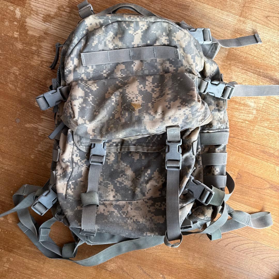米軍払下げ　デジタル迷彩中型バックパック
