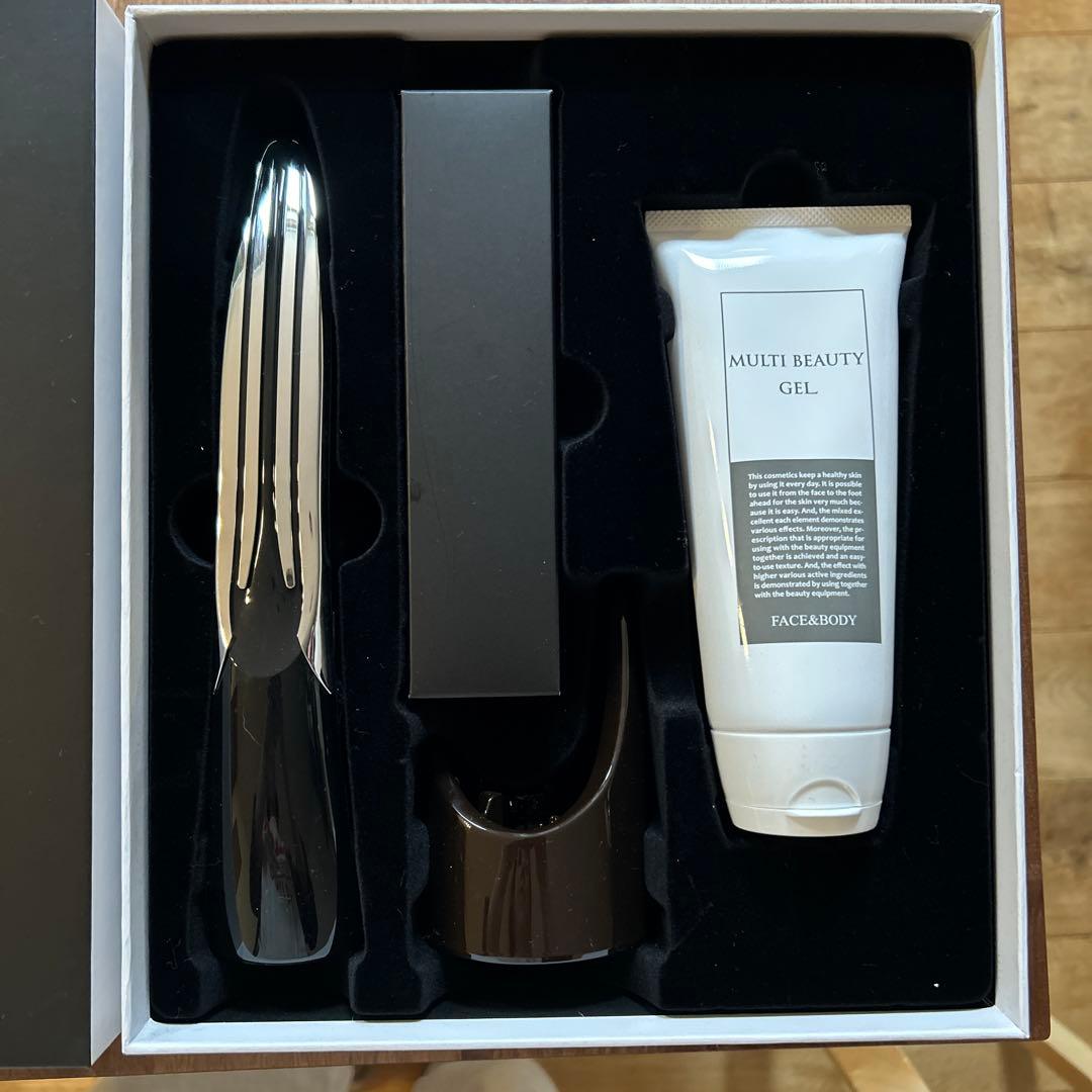 PYR KNIGHT パイラナイト　マルチビューティーゲルセット