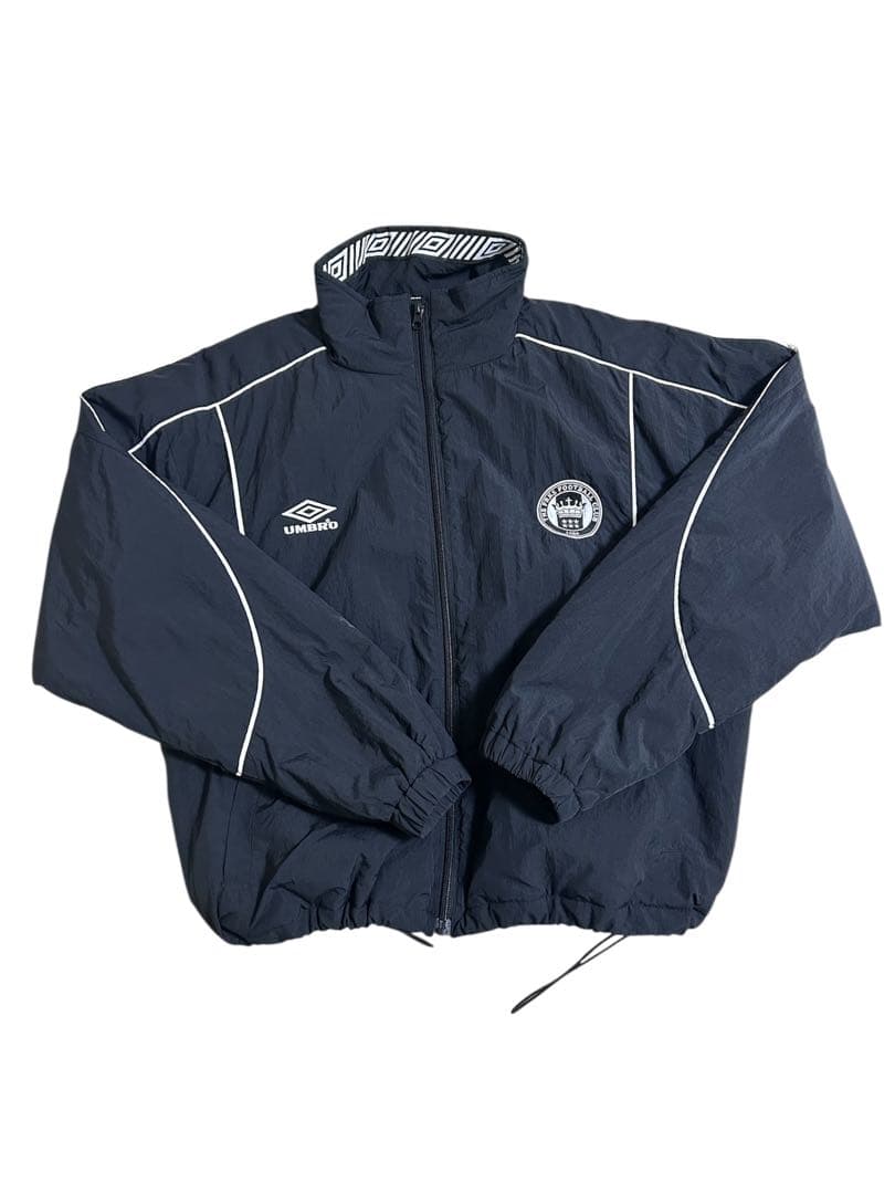 UMBRO ナイロンジャケット ブラック 短丈 値下げしました！ UMBRO ナイロンジャケット ブラック 短丈 値下げしました！