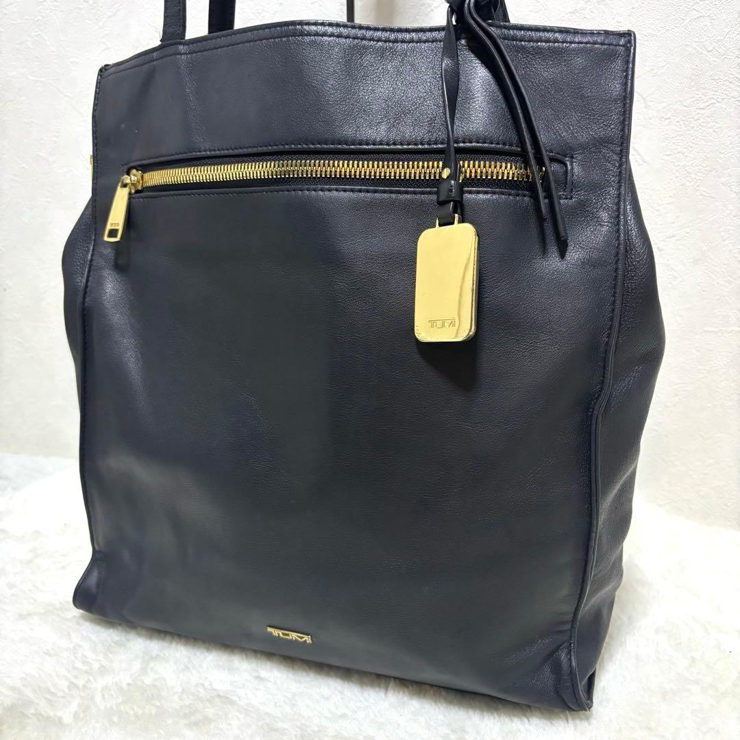 TUMI ニーナ ノースサウス トートバッグ レザー ブラック A4 ゴールド