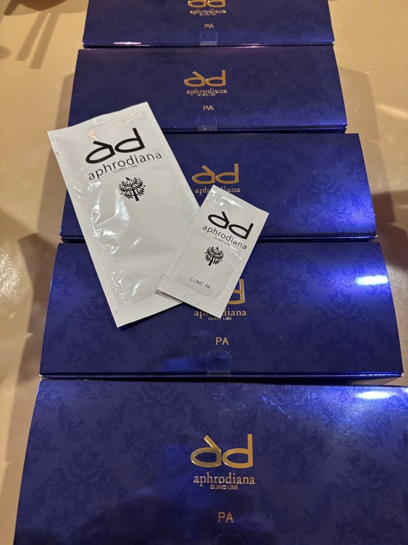 aphrodiana モイスチャーパック N 10包入り5箱➕1包