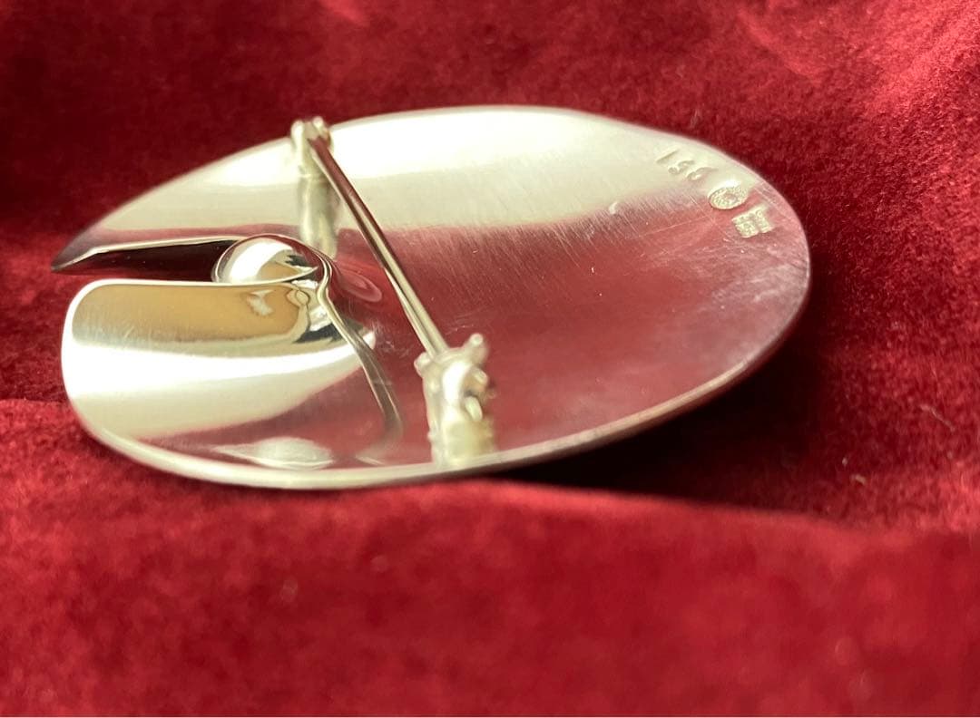 極美品Georg Jensenヘマタイトブローチ351 睡蓮 sv925 - メルカリ