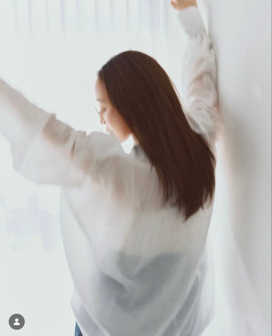 新品タグ付✨神崎恵 タックボリュームブラウス CADUNE カデュネ 36