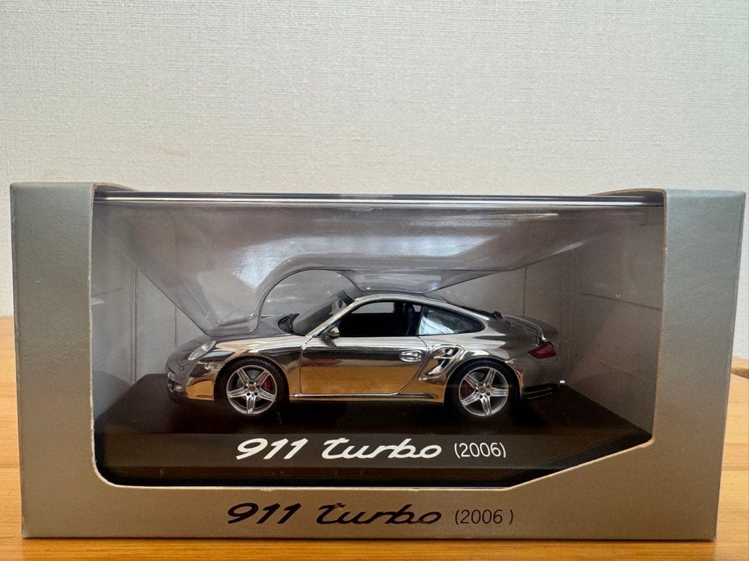 【MINICHAMPS】※難あり限定2006台Porsche911 turbo Porsche 911 (997) Turbo 2006 Silver 1:43 Minichamps WAP 020 132 16