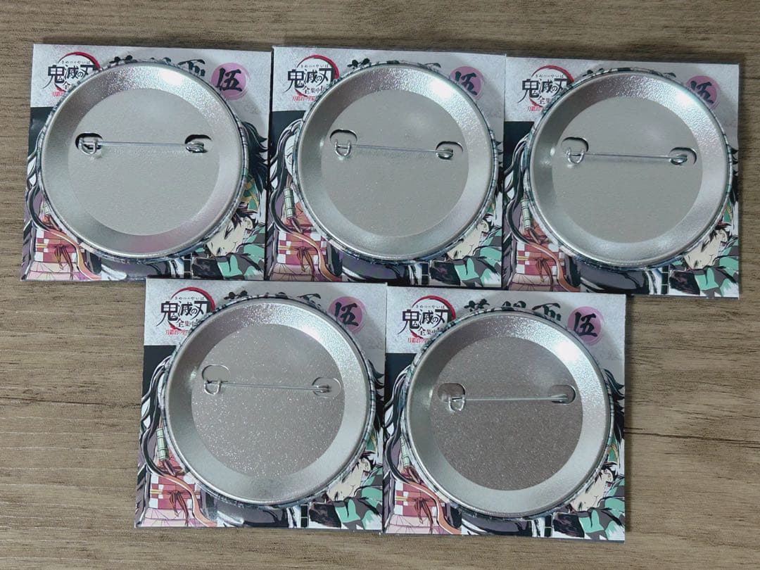 鬼滅の刃 全集中展 幕間画 ランダム缶バッジ 時透無一郎 - メルカリ