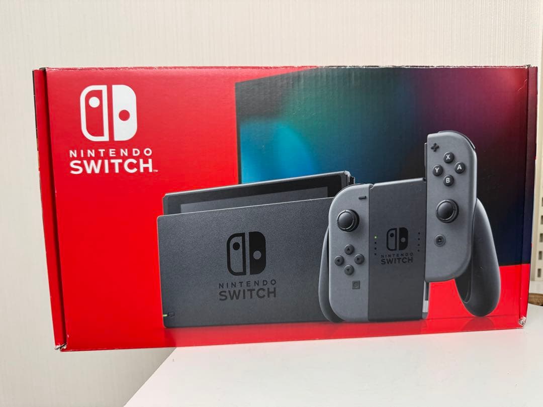 Nintendo Switch グレー　本体 Amazon.co.jp: Nintendo Switch (ニンテンドースイッチ) 本体 【Joy