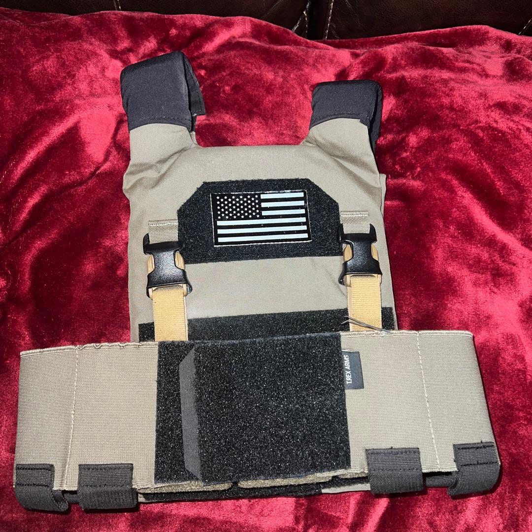 TREX ARMS プレートキャリア M グレー