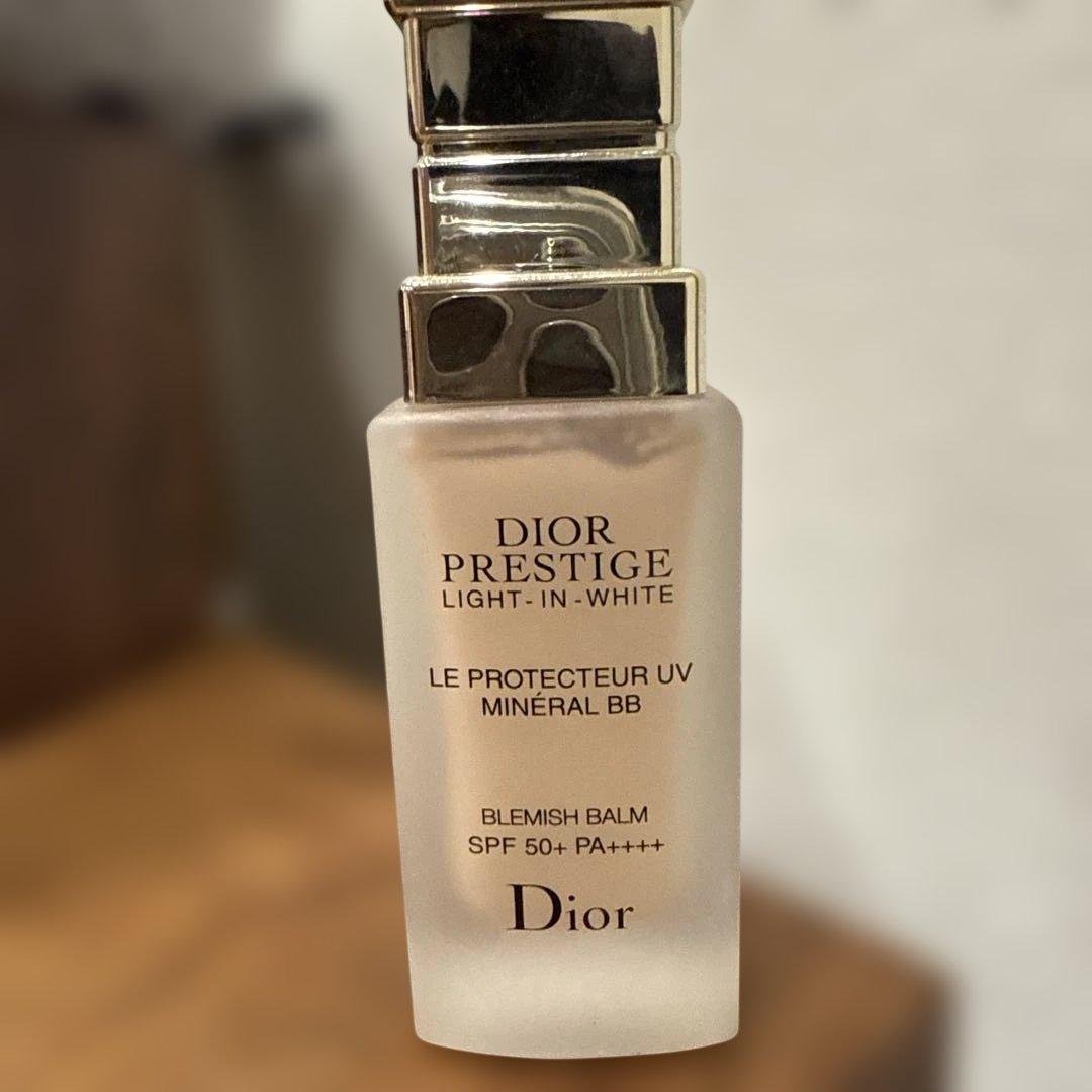 Dior プレステージ ホワイト ル プロテクター UV ミネラル BB