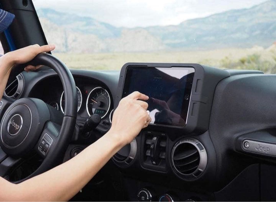 JEEP JKラングラー Wrangler ナビ　ipad