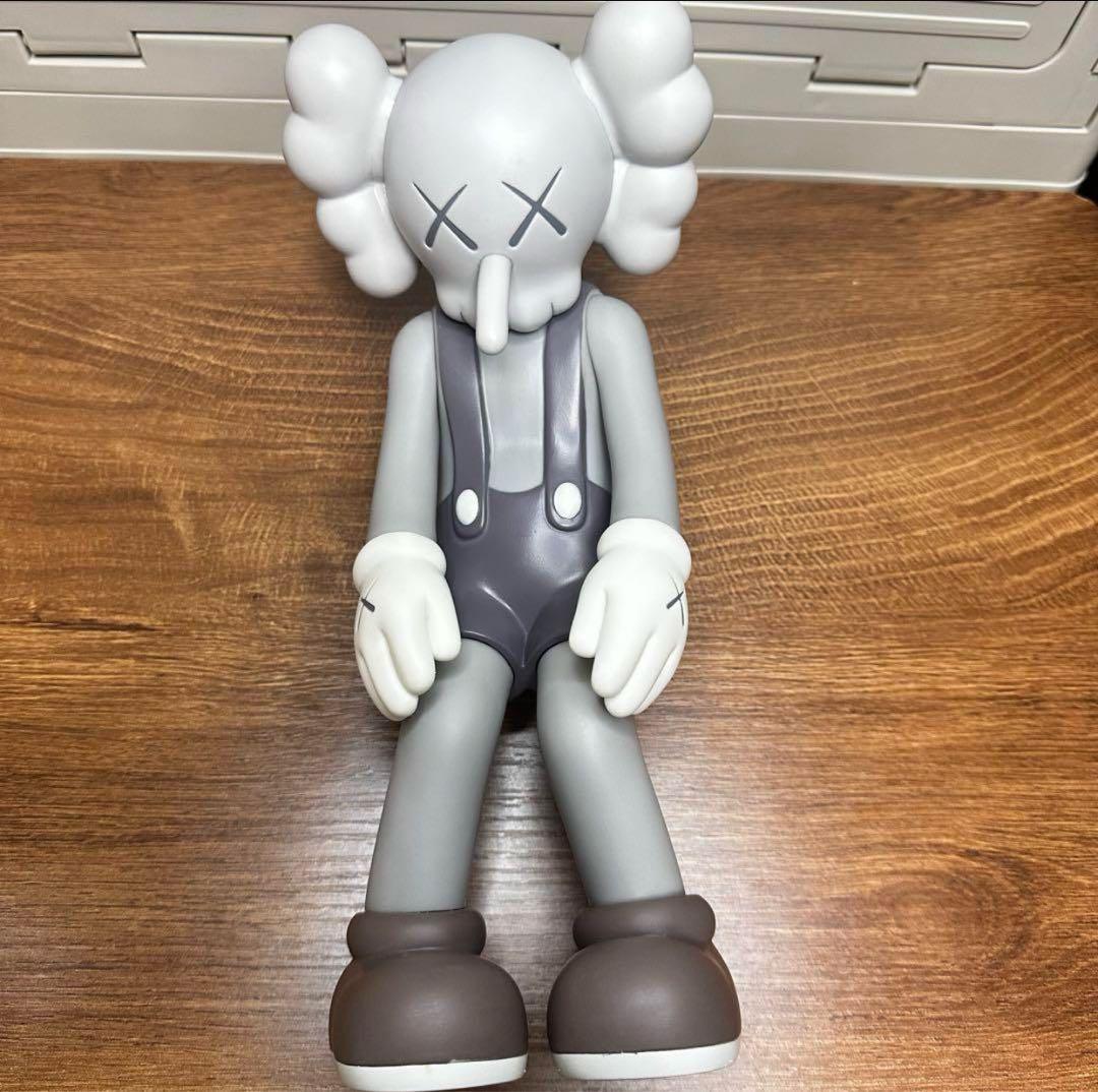 KAWS Companionカウズ スモール ライ コンパニオン フィギュア - メルカリ