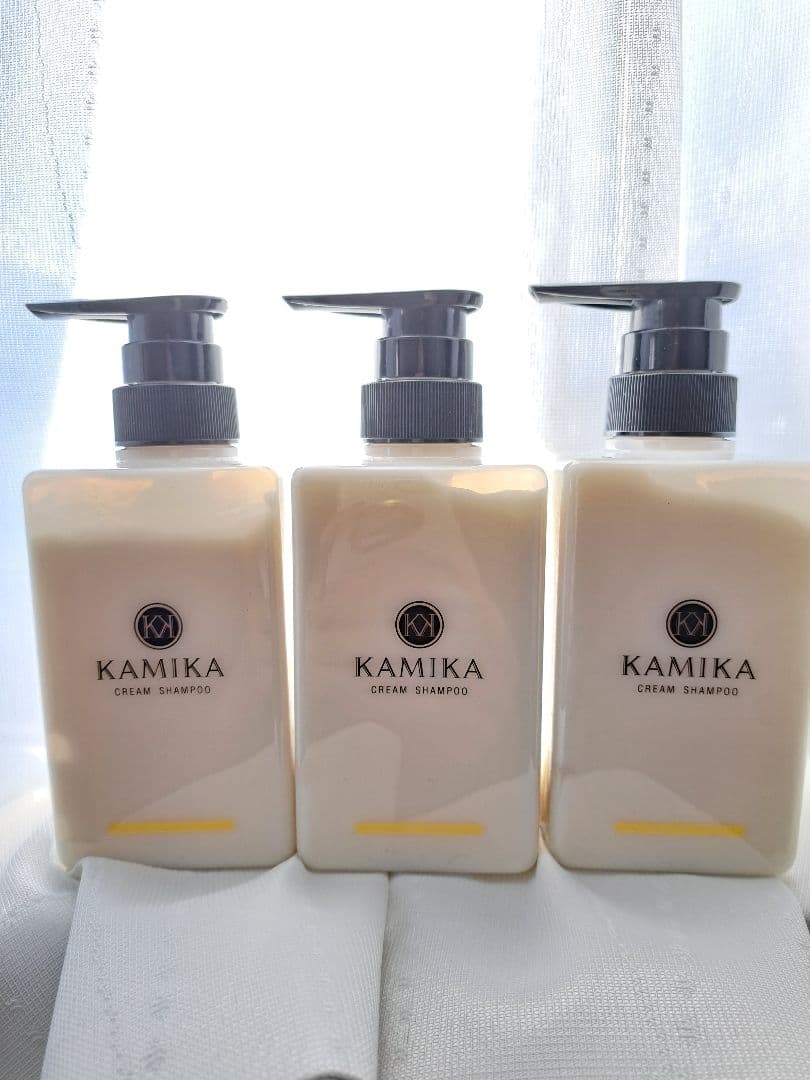 【新品】KAMIKAクリームシャンプーボトル　ベルガモットジャスミン　３個セット