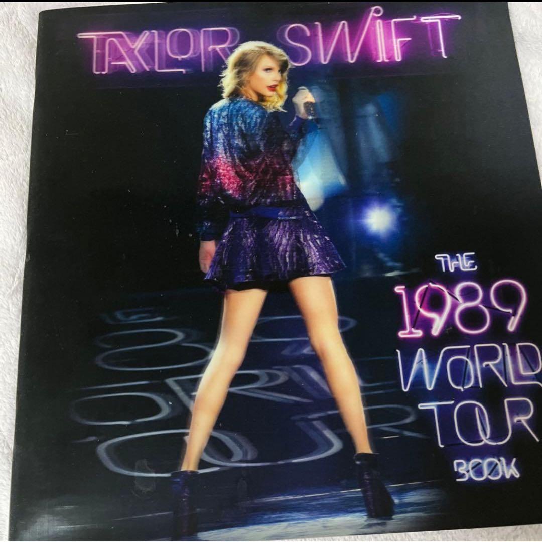 ミュージシャン Taylor Swift 1989tour book