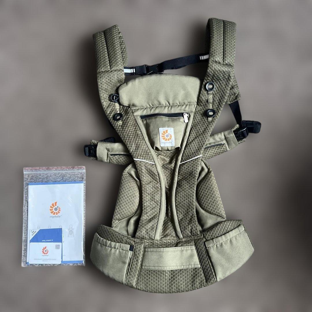 値下げしました！オムニブリーズ　抱っこ紐 カーキ