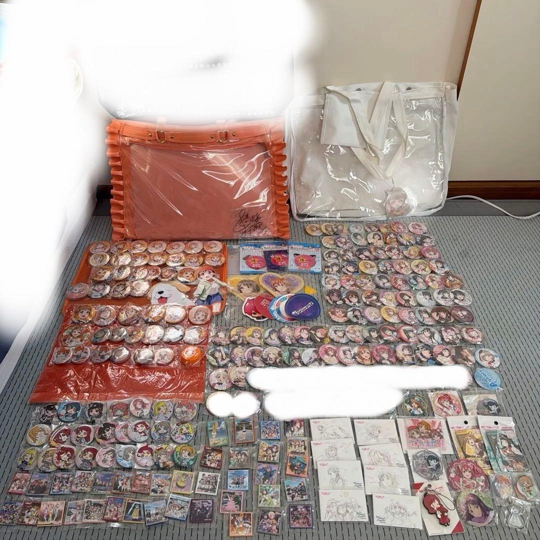 ラブライブシリーズ缶バッジとバッグセット