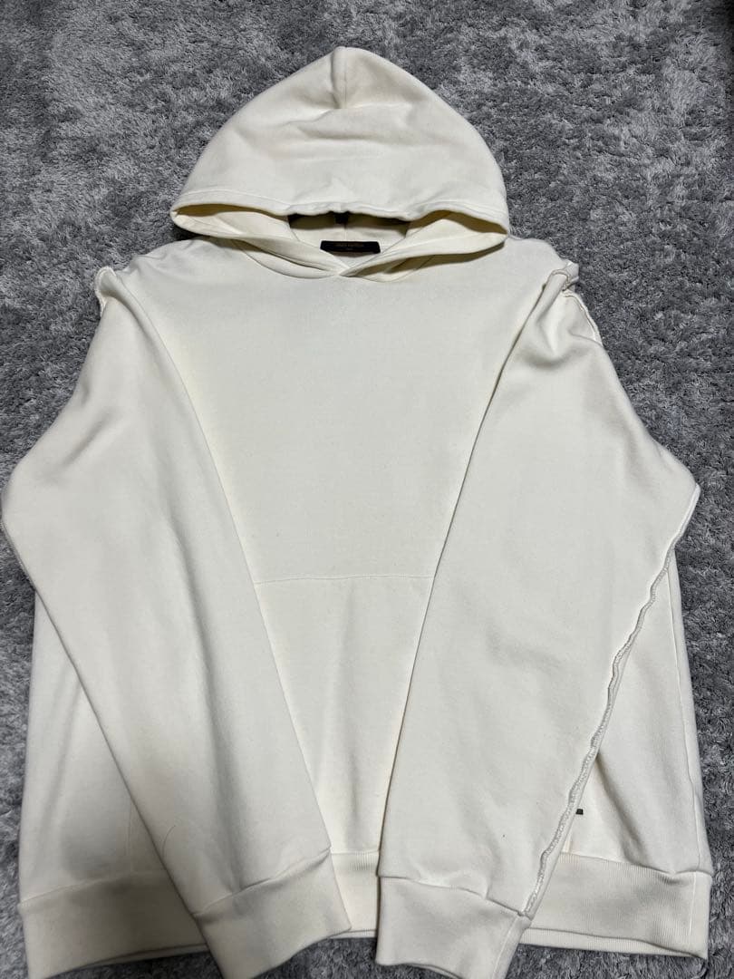 LOUIS VUITTON ルイヴィトン ホワイト パーカー - メルカリ