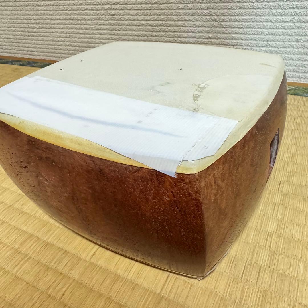 初心者オススメ　中棹　三味線　セット　撥　胴かけ　駒　ハードケース　花梨　丸打胴