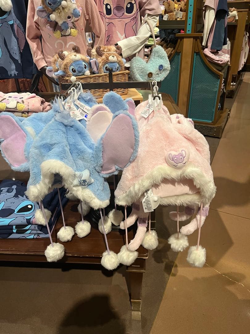 上海ディズニー　スティッチとエンジェル　ふわふわファンキャップ　帽子