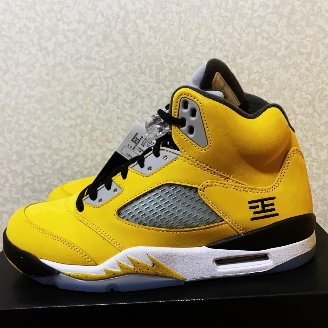 靴 Nike Air Jordan 5 Retro \
