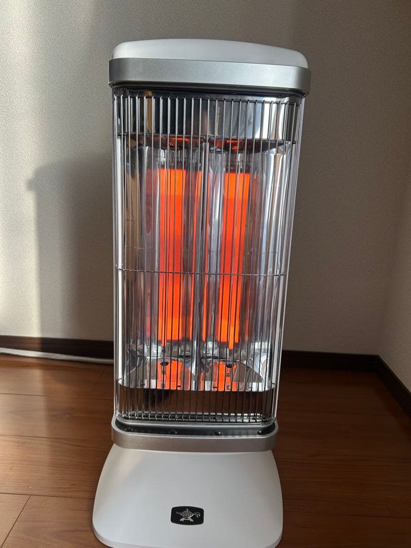 2023年製アラジン 遠赤グラファイトヒーター CAH-2G10F 白 楽天市場】アラジン グラファイトヒーター ホワイト CAH-2G10FW 電気