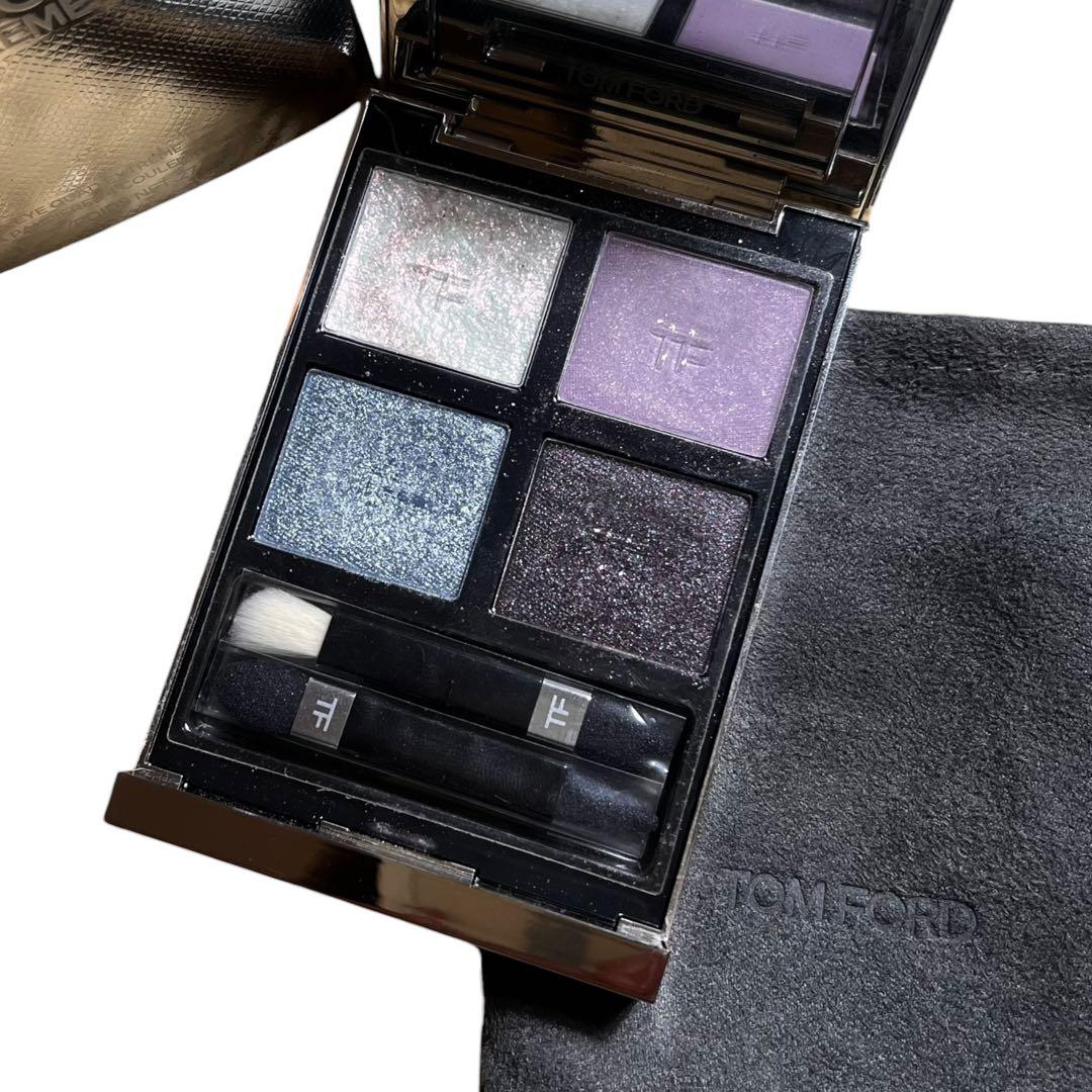 レア　トムフォード　アイカラークォード　フロストファイア　TOMFORD