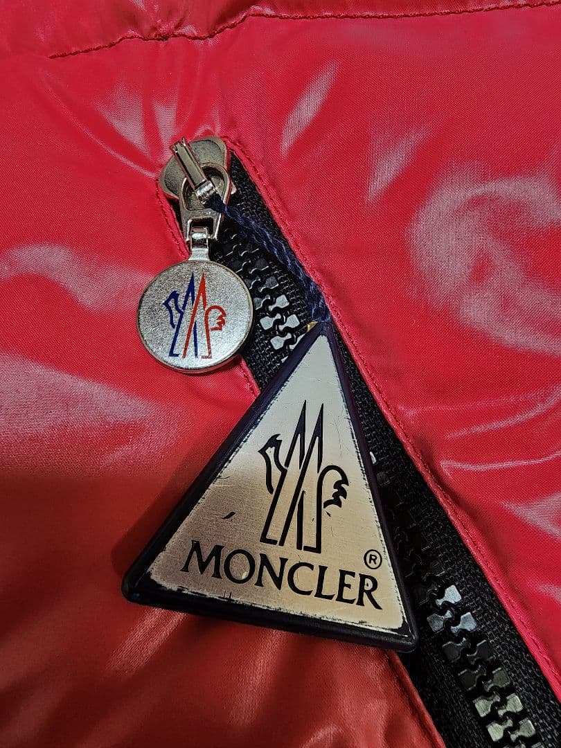 人気】 モンクレール バディア BADIA ダウンジャケット デカワッペン