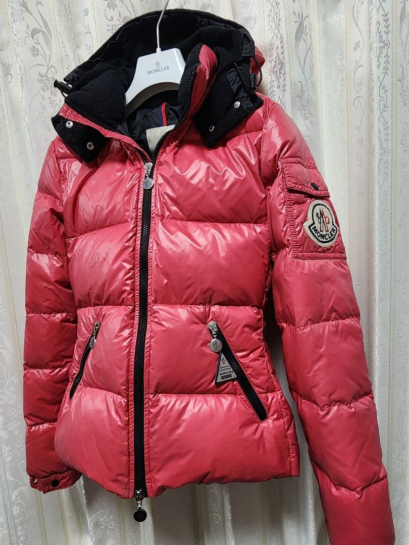 人気】 モンクレール バディア BADIA ダウンジャケット デカワッペン