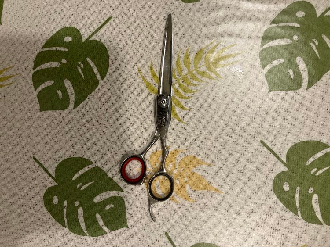 お得品　プロ専用カットハサミ　ミンク6.0インチシザー