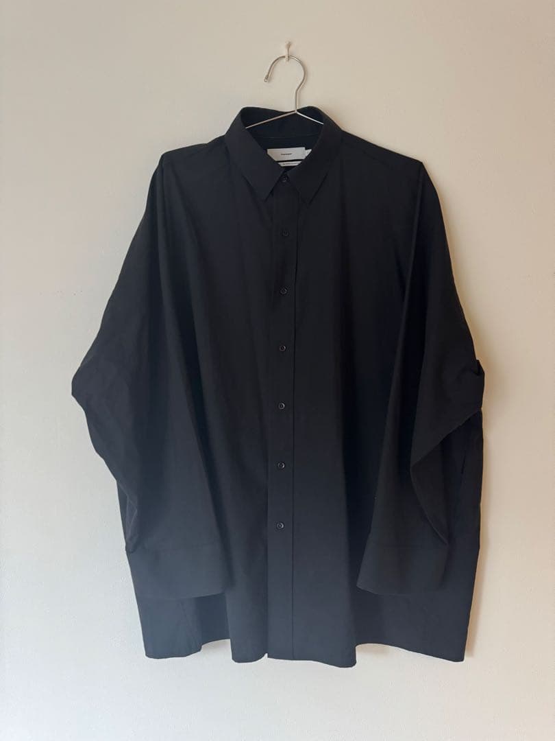 グラフペーパー FINE WOOL TROPICAL YOKE SHIRT
