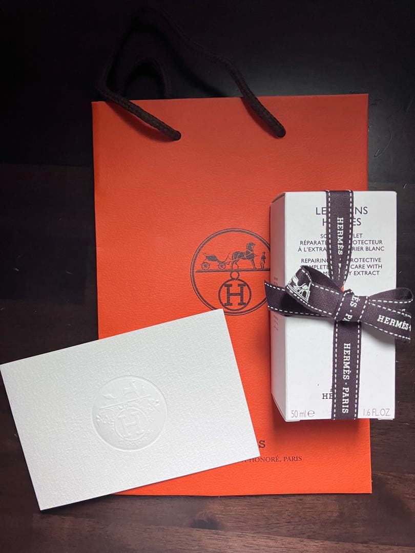 新品未開封　HERMES クレームレマンハンドクリーム 50mL 袋、カード付き