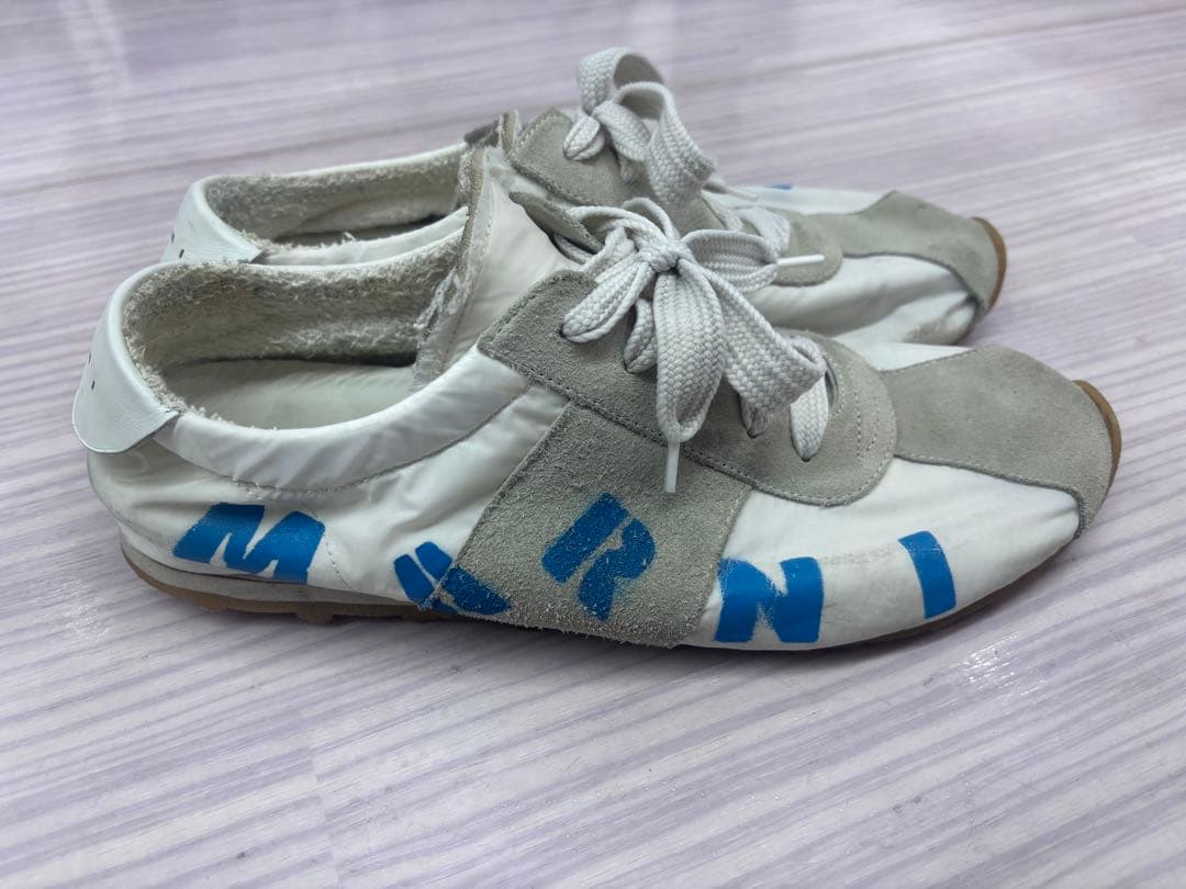 MARNI ホワイト グレー スニーカー Silver leather Mary Jane sneaker | Marni