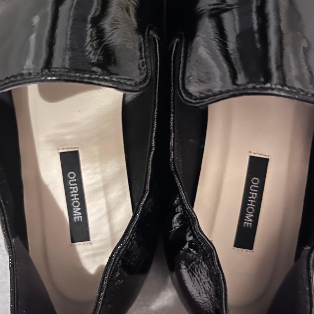 美品 OURHOME アワーホーム さっと履けて脱げにくい、エナメル