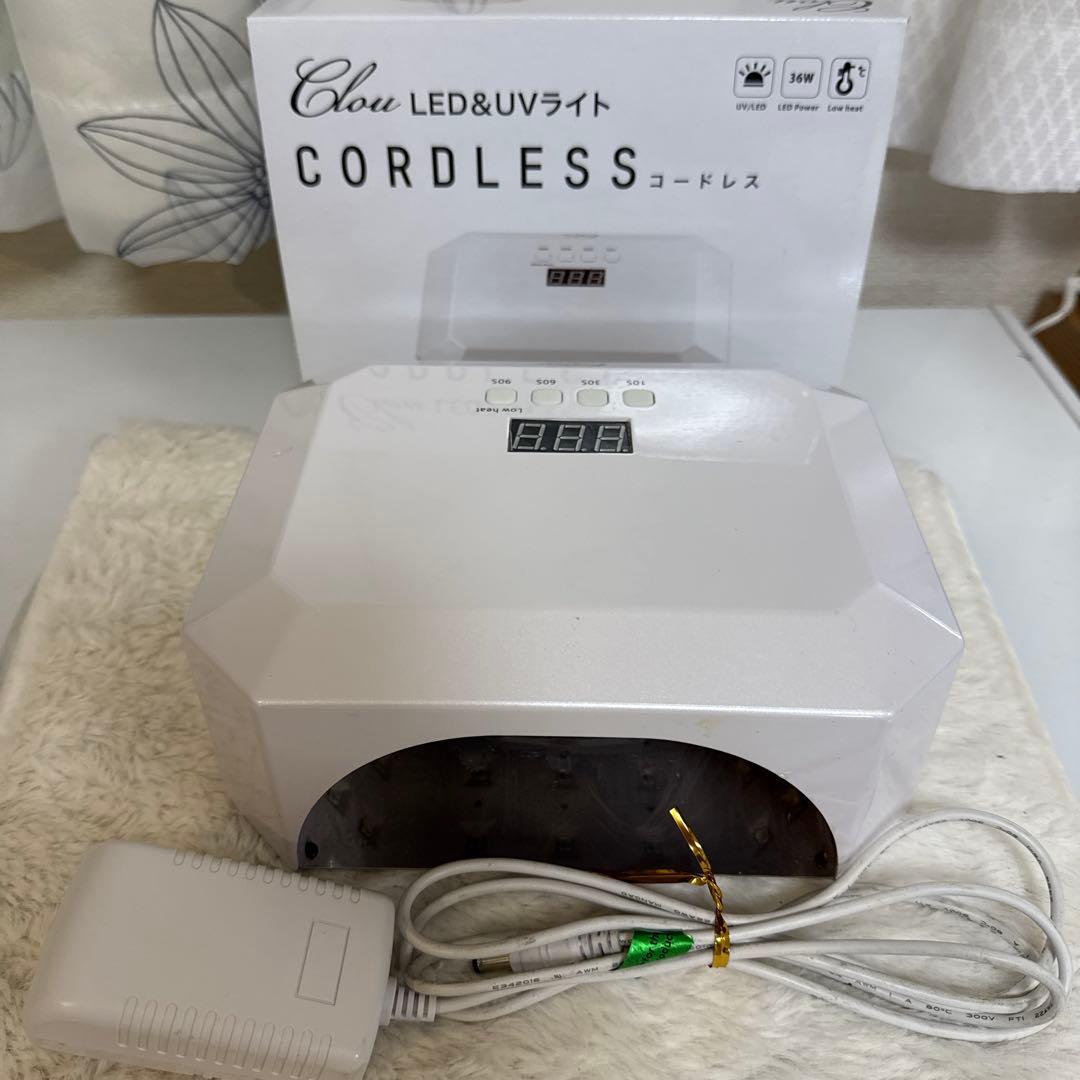 Clou LED&UVライト コードレス