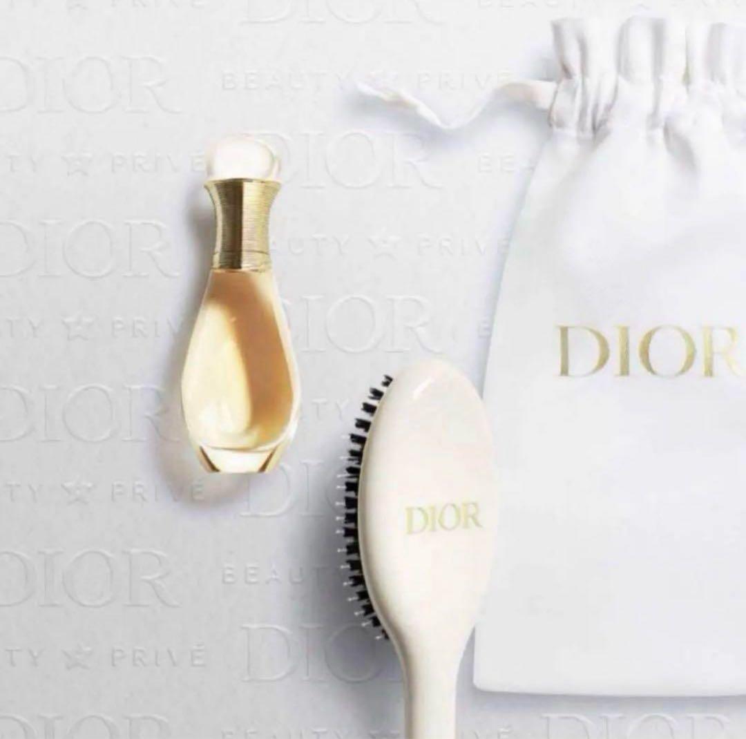 ディオール　プラチナ会員　バースデーギフト　ジャドールヘアミスト　ブラシ　ポーチ