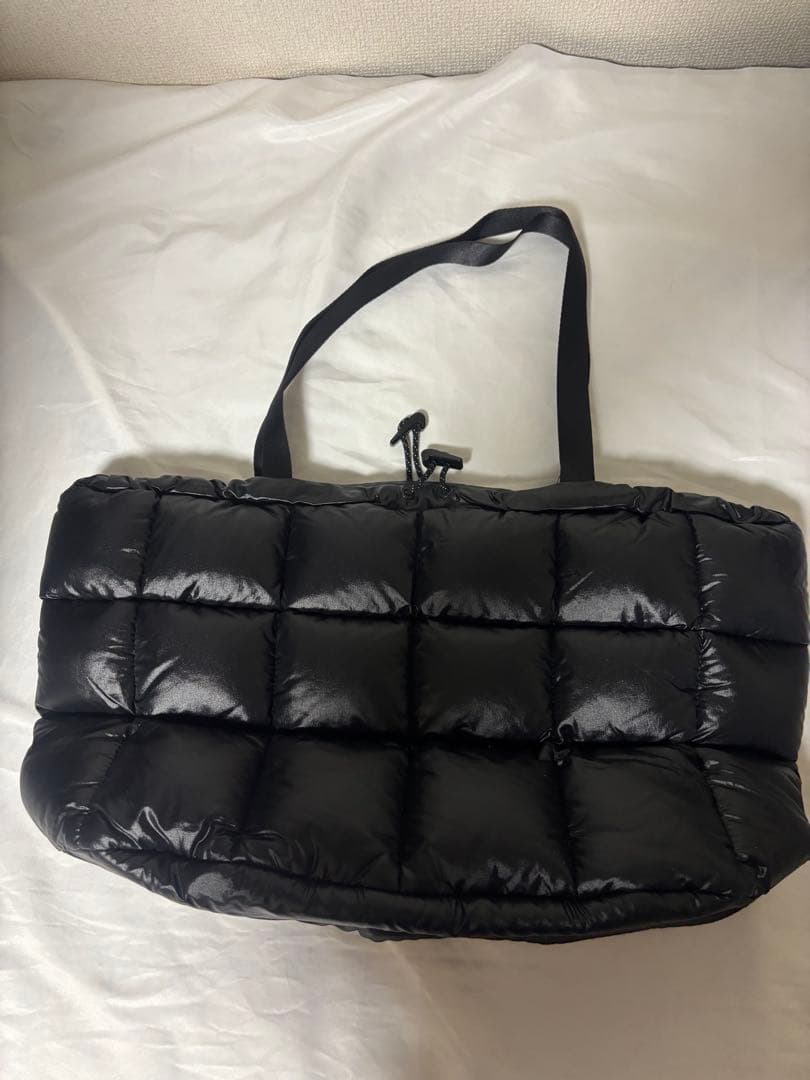 新品未使用 ナイキ　パフルトートバッグ　24L ブラック