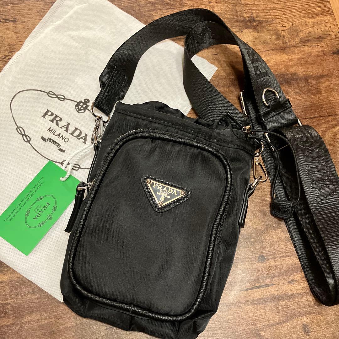 PRADA　プラダ　ポーチ　ノベルティショルダーバッグ