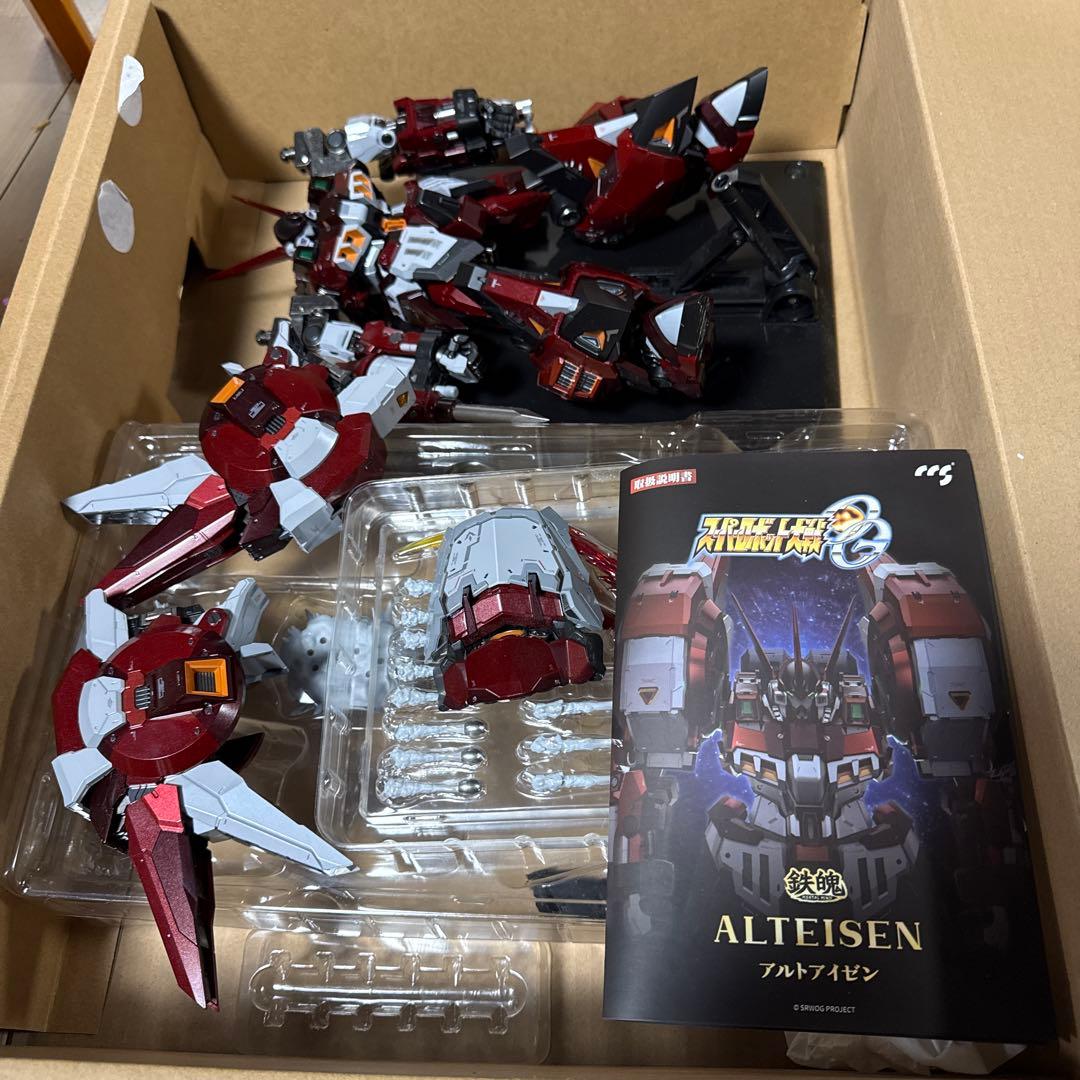 鉄魄 アルトアイゼン