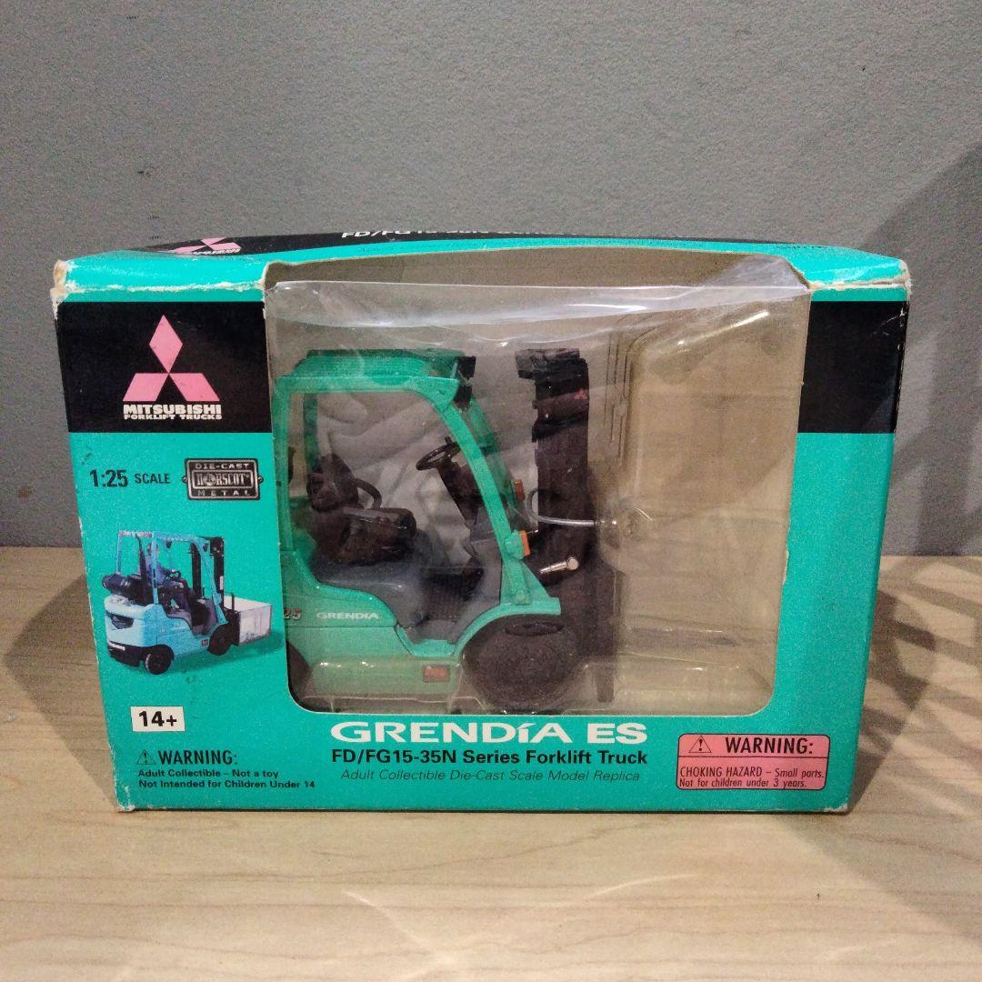 9 レア　三菱重工　フォークリフト　ミニカー　フィギュア　GRENDIA 9 レア 三菱重工 フォークリフト ミニカー フィギュア GRENDIA 9 レア