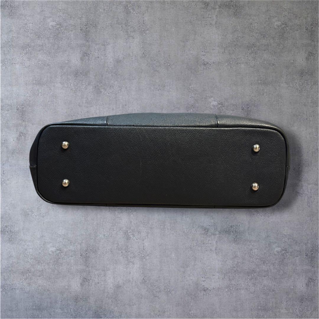 ペッレモルビダ コローレ レザートートバッグ 2way 紺 ビジネス PC A4