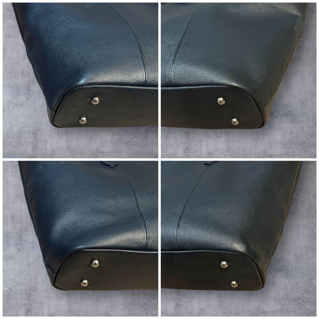 ペッレモルビダ コローレ レザートートバッグ 2way 紺 ビジネス PC A4