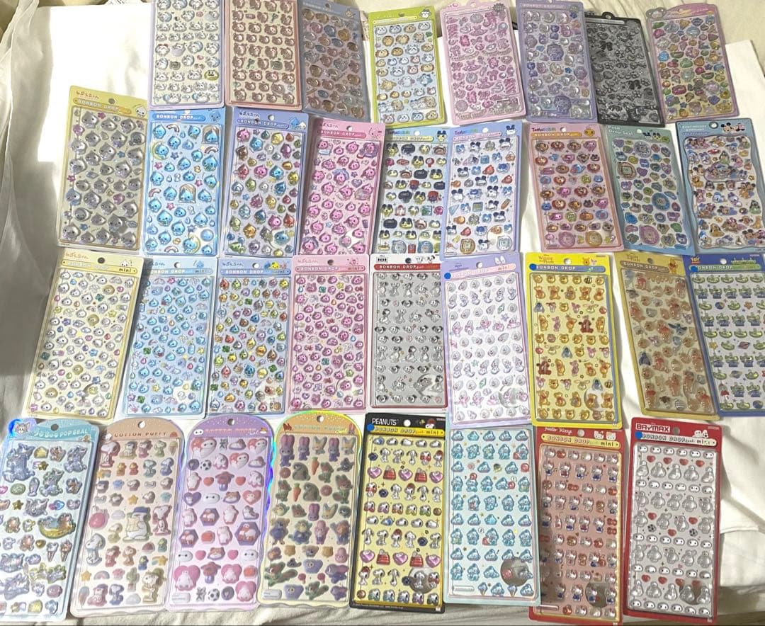 正規品　ボンボンドロップシール　まとめ売り　３４枚　たまごっち　ディズニー