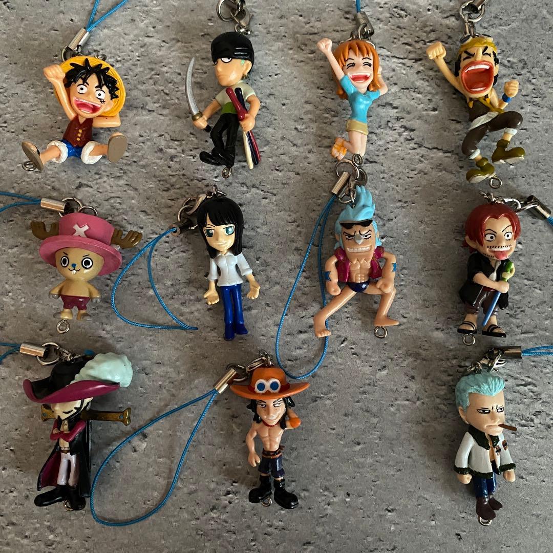 非売品】 ワンピース フィギュア つながる ストラップ 11点セット