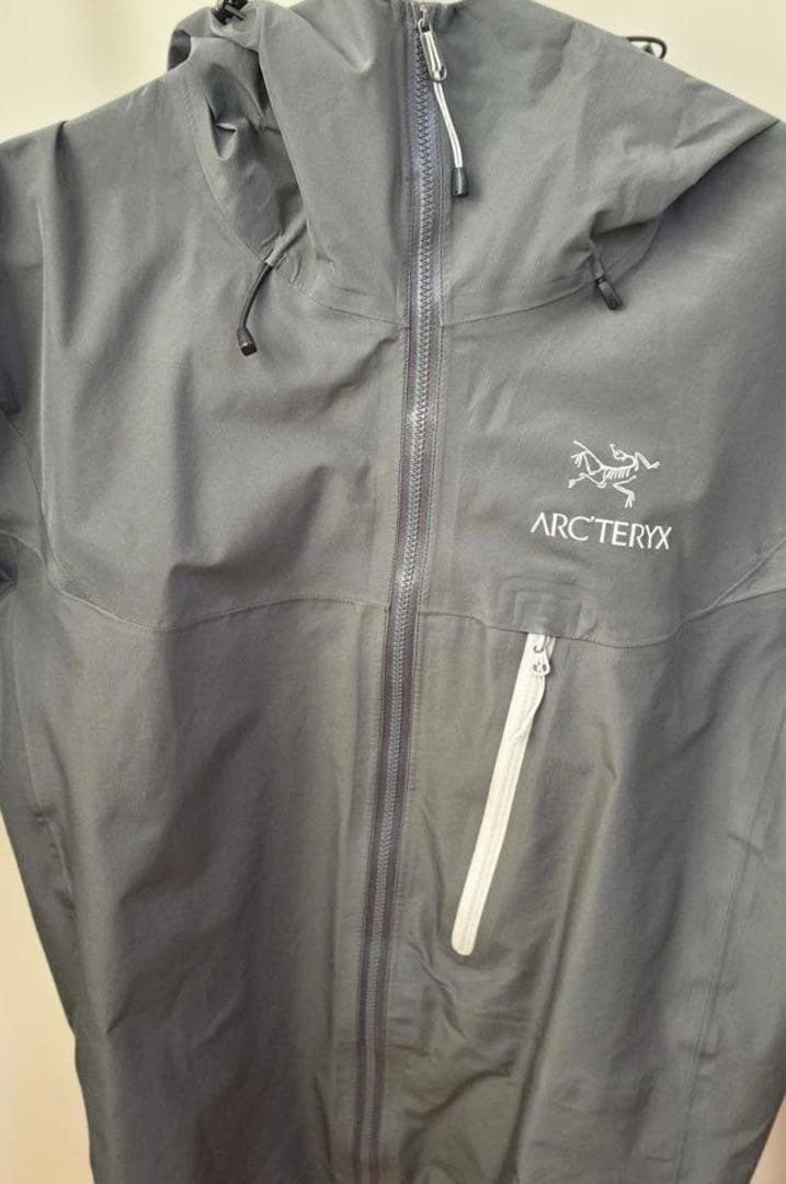 ARC'TERYX マウンテンパーカー S/P グレー - メルカリ